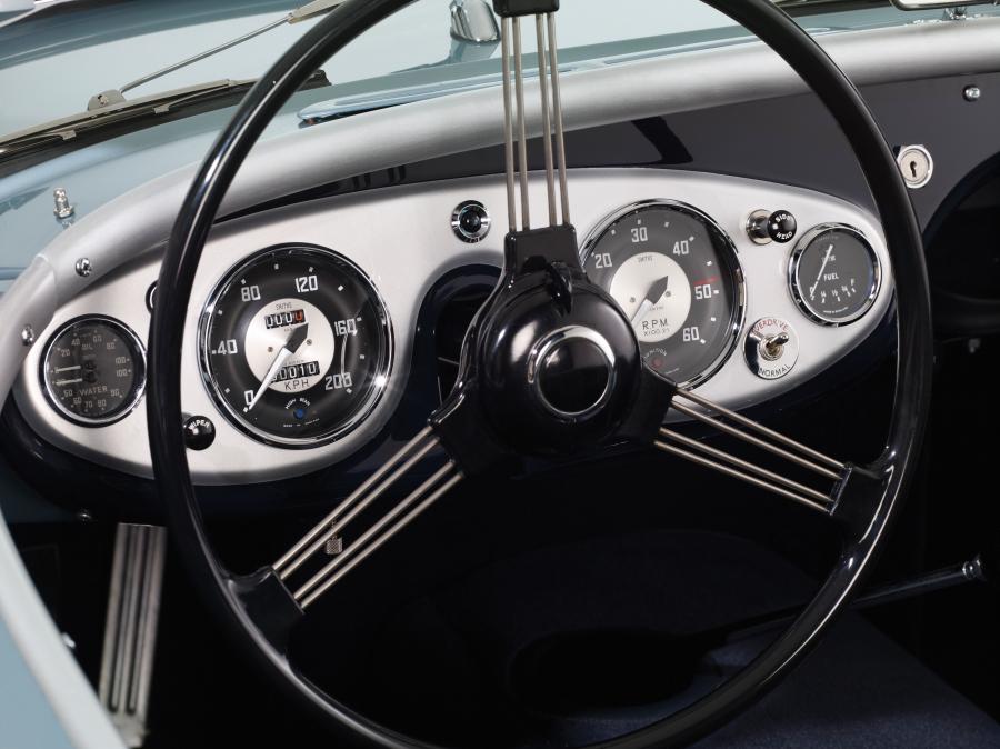 Панель приборов Austin-Healey 100M Le Mans Roadster (BN2) 1955 года  (фото 46 из 81)